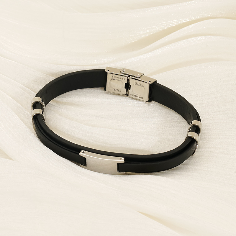 Mujeres y mujeres europeos y estadounidenses pulsera de acero inoxidable de estilo de estilo de cuero de anillo de moda tendencia de personalidad simple color combinado pulsera de acero de titanio doble capa