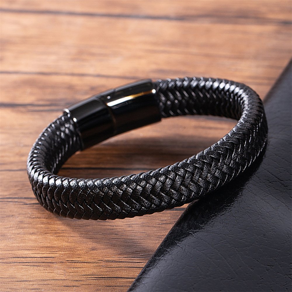 Men's Leather Bracelet European and American Business Classic Stainless Steel Magnetic Buckle Leather Bracelet Couple Woven Leather Bracelet