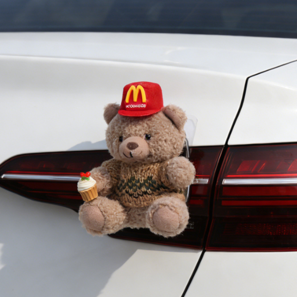 Colgante de coche Colgante trasero Dibujos animados lindo oso trasero trasero muñeca adorno pegatina baúl fuera del coche muñeca