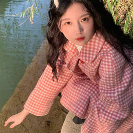 可爱学院风娃娃领格纹呢子外套秋冬新款小个子百搭中长款毛呢大衣