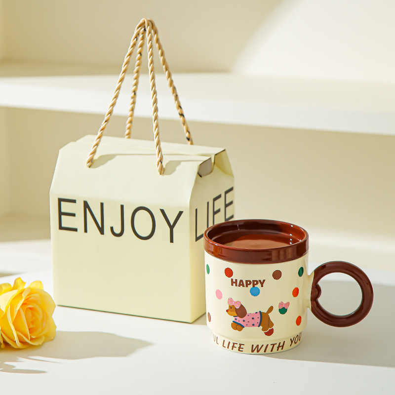 Taza de dibujos animados creativa con tapa de taza de cerámica para parejas de chicas taza de agua acompañante regalo de alto valor facial taza de marca conjunto doméstico