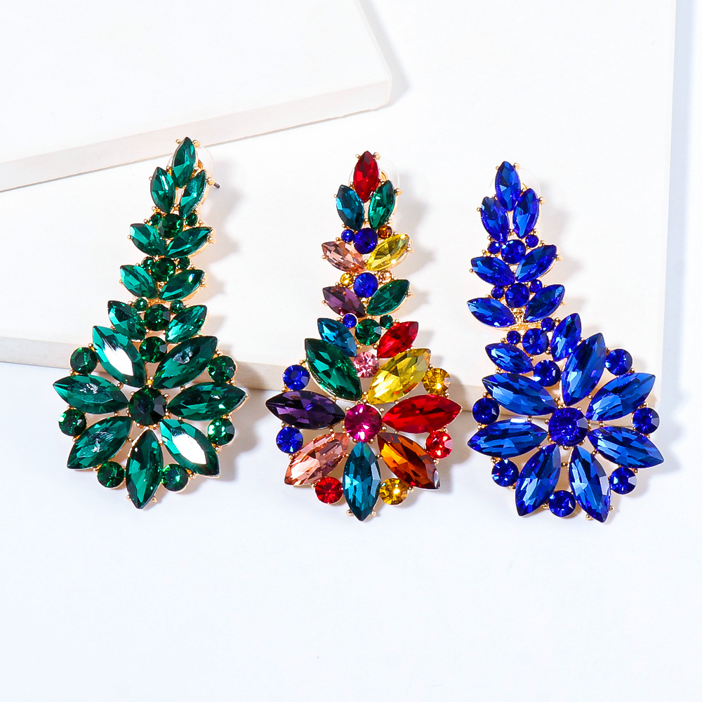 Nihaojewelry Jewelry Wholesale Fashion Geometric Inlaid Colorful Diamond Earrings display picture 19