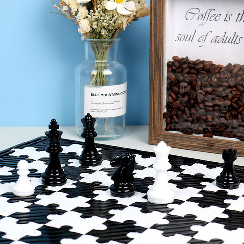 Proud diy glue mold chess and card party leisure puzzle board game manufacturer wholesale
