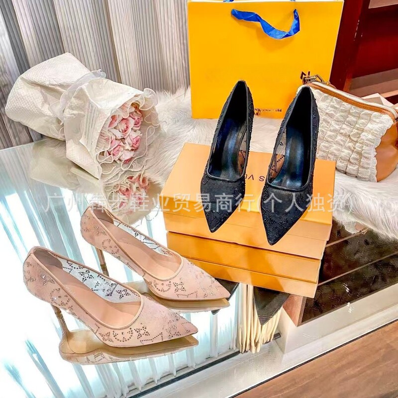 Luxury High-Quality Sexy Lace Rhinestone Stiletto High Heels with Hollow Mesh Pointed Toe Breathable Embroidered High-Heeled Shoes