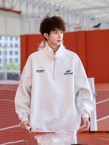 Hong Kong-style heavyweight half-zip hoodie for men—autumn/winter collection, long sleeves, unisex design, no hood