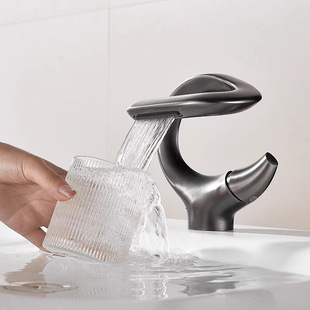 Creative All-Copper Single-Hole Waterfall Faucet Splash-Proof Bathroom Bathroom Cabinet Ceramic Basin Hot and Cold Faucet for Home Use