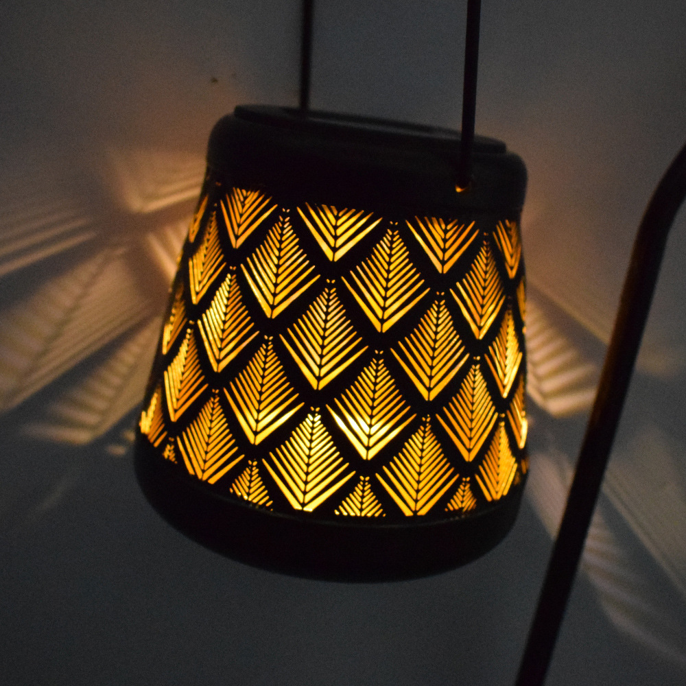 源头厂家太阳能庭院灯 创意铁艺镂空灯笼地插灯户外花园景观装饰