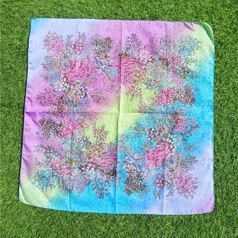 Розовый синий