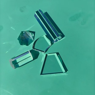 1���߾��ȸ߾��� �������� ���� �F�Ό��⾧�w ȫϵ���Rȫ�S��ֱ