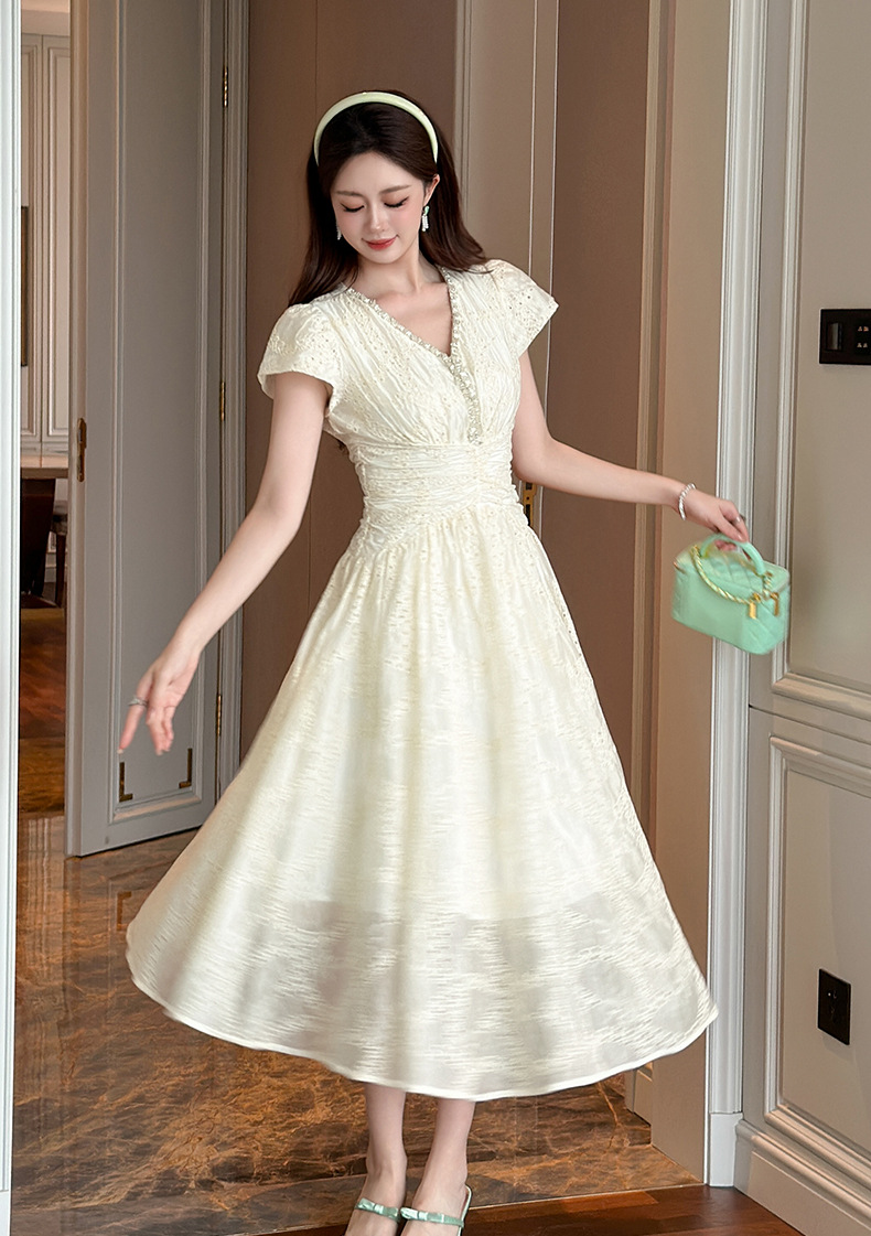 Đầm maxi nữ kiểu Pháp cổ chữ V thắt eo xòe rộng — mơ chi tiết 6