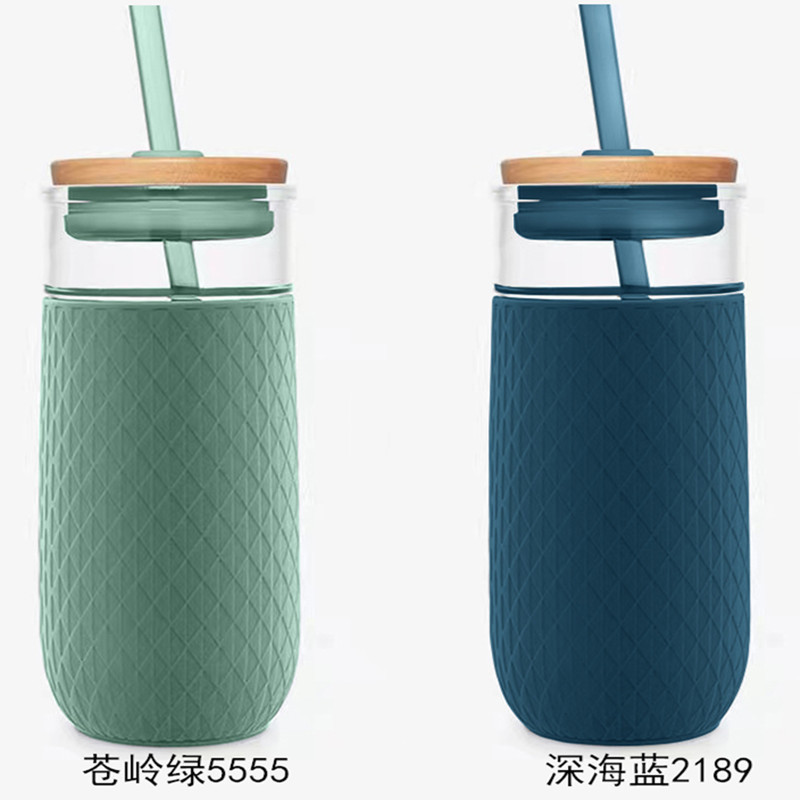 Silicone Cover Glass Water Cup with Bamboo Lid, Car Cup, Portable Straw Gift Cup, Wholesale Cherry Blossom Cup, Heat-Resistant Glass