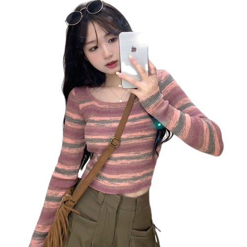 Korean-style Slim-Fit Square-Neck Slimming Striped Base Shirt for Women, 2025 Early Autumn New Arrival Long-Sleeved Knitted Top, Chic and Trendy Top.