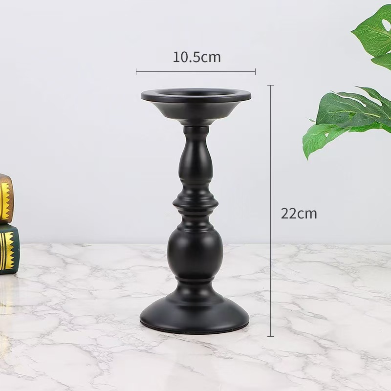 Candelaria de hierro forjado columna romana decoración candelabro mesa de comedor atmósfera retro sensación de asiento decoración romántica vela vela vela