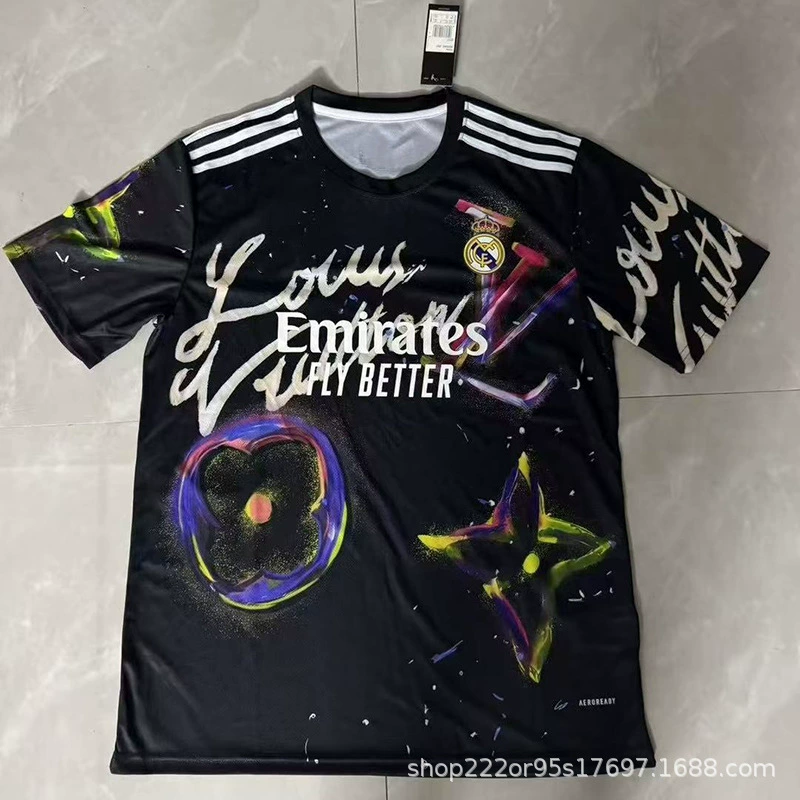 Футбольная форма Blue Cross Chivas Aston Villanovokusen Feyenoord Notts Forest свитер/майка?
