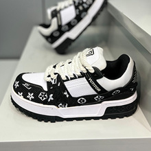 �H��ͬ���p��ٴ���ĥ���e��Ь��Ůͬ�����m�ճ�С�r�Џ͹��ֶ�