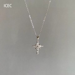 クールな四芒星クロスジルコンネックレス、ユニークで軽い高級感のあるデザイン、甘くてクールなホットガールスタイルの超光沢のある鎖骨チェーン