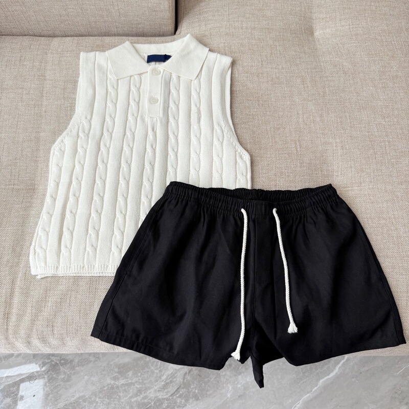 High-Quality/Scannable Qr Code Raffaello Twist Embroidery Sleeveless Polo Collar Vest Casual Knit Top