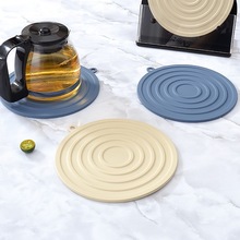 硅胶隔热垫家用厨房茶杯垫耐高温防烫杯垫圆形餐垫厚款北欧锅垫