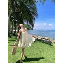 跨境法式气质名媛蓬蓬A摆吊带连衣裙2025夏季海边度假小个子短裙