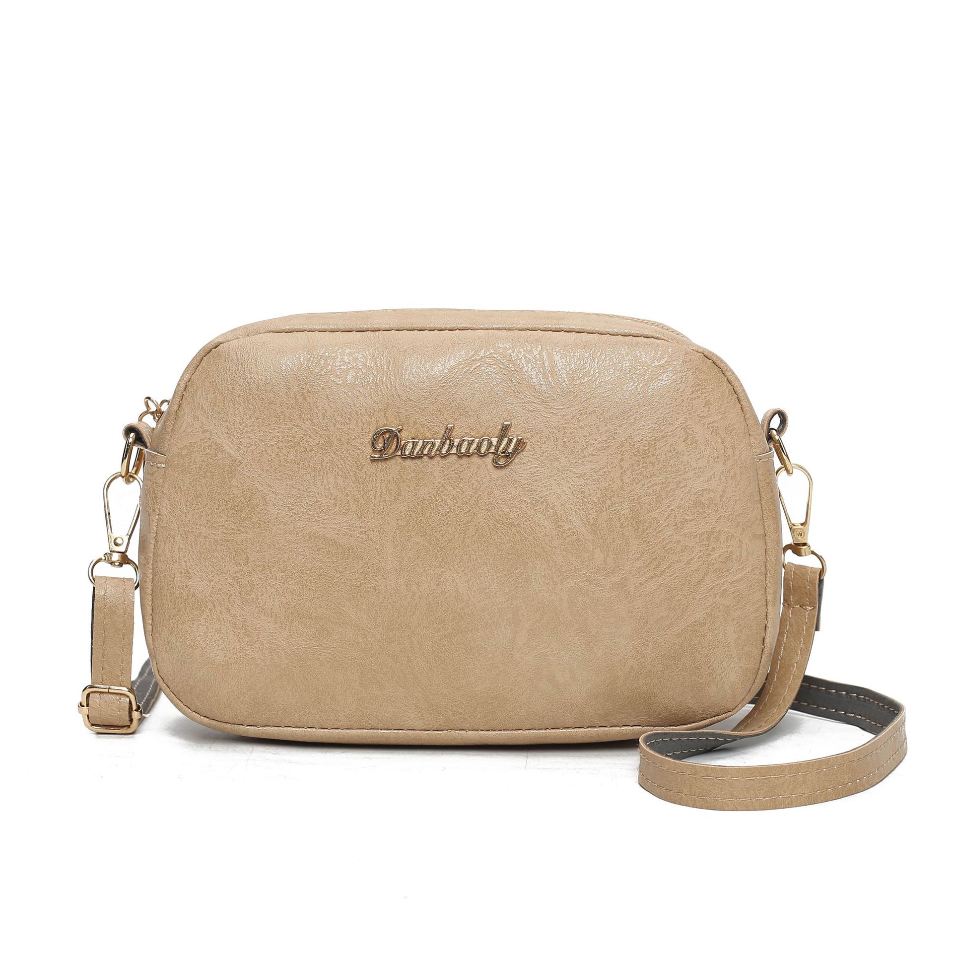 Bolso DE LA CÁMARA bordado 2023 nuevo bolso de hombro rombo bolsa de mensajero bolsa de moda de las mujeres estilo Chanel Red roja pequeña bolsa cuadrada