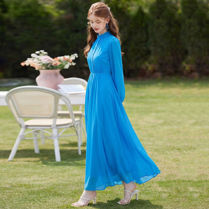 French-Style Chiffon Dress with an Elegant Vibe, Slimming Effect, Suitable for Travel and Photoshoots, High-End Waist-Cinching Vacation Gown, Flowing Fairy-Like Long Dress French-Style Chiffon Dress with an Elegant Vibe, Slimming Effect, Suitable for Travel and Photoshoots, High-End Waist-Cinching Vacation Gown, Flowing Fairy-Like Long Dress