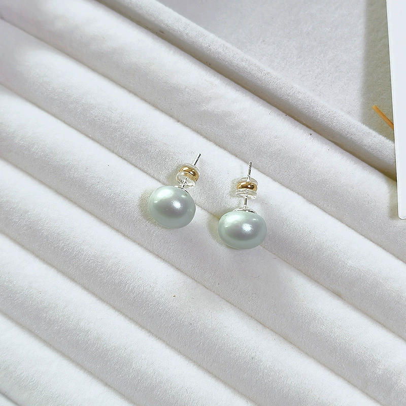 Earrings from pearl, small design ear clips
