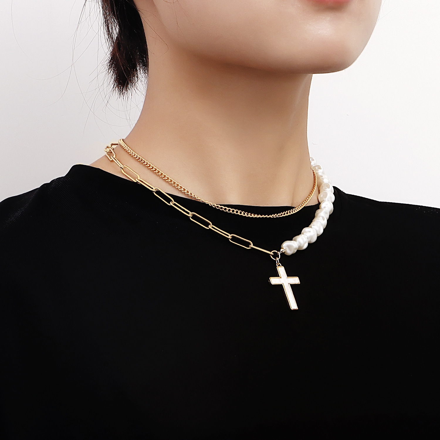 Elegant Cross Alloy Plating Artificial Pearls Shell Women's Layered Necklaces display picture 5