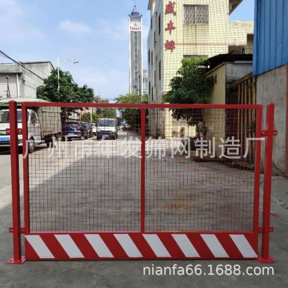竖管加网基坑护栏异形件厂家生产珠海用中国水电局移动腿竖管围栏