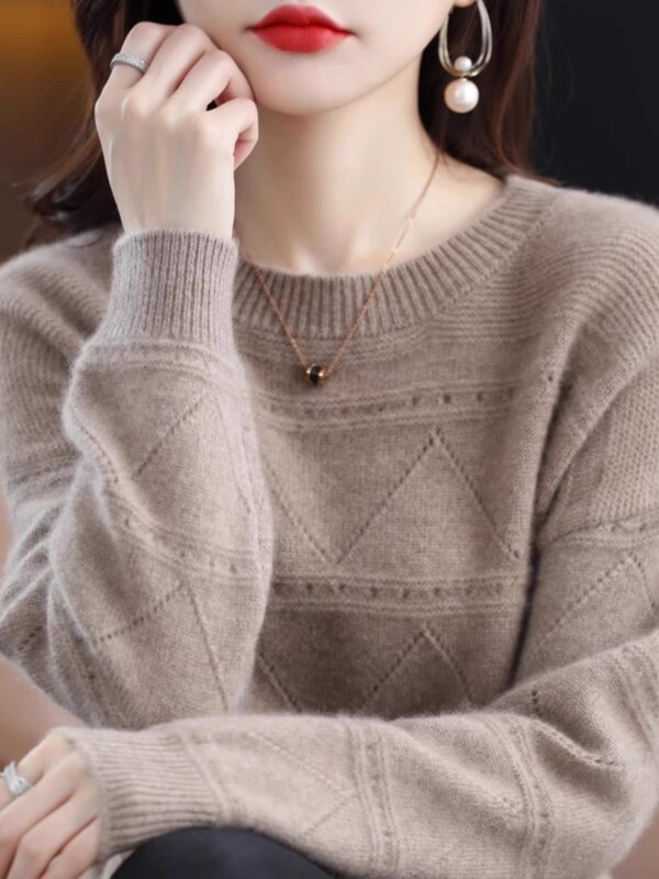 Sweater Women's 2025 New Style Winter Clothing Tail Goods Autumn and Winter Thickeneded Knitted Spring and Autumn Clothing Inner Wear Counter