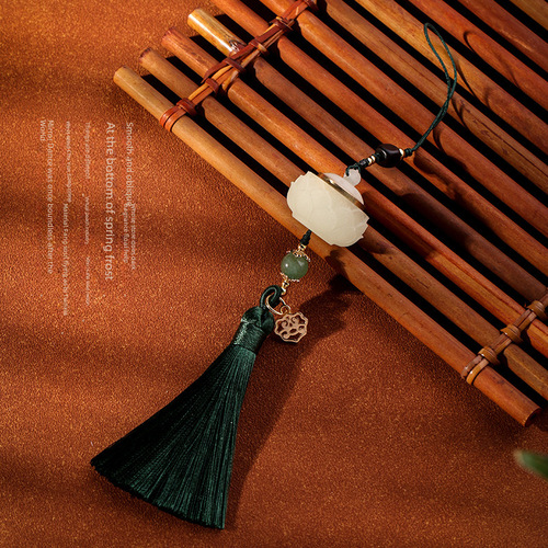 Portable Aroma Night-Luminous Lotus Sachet with Tassel Phone Chain Pendant, Chinese Vintage Style Personalized Locket for Hanfu Collar