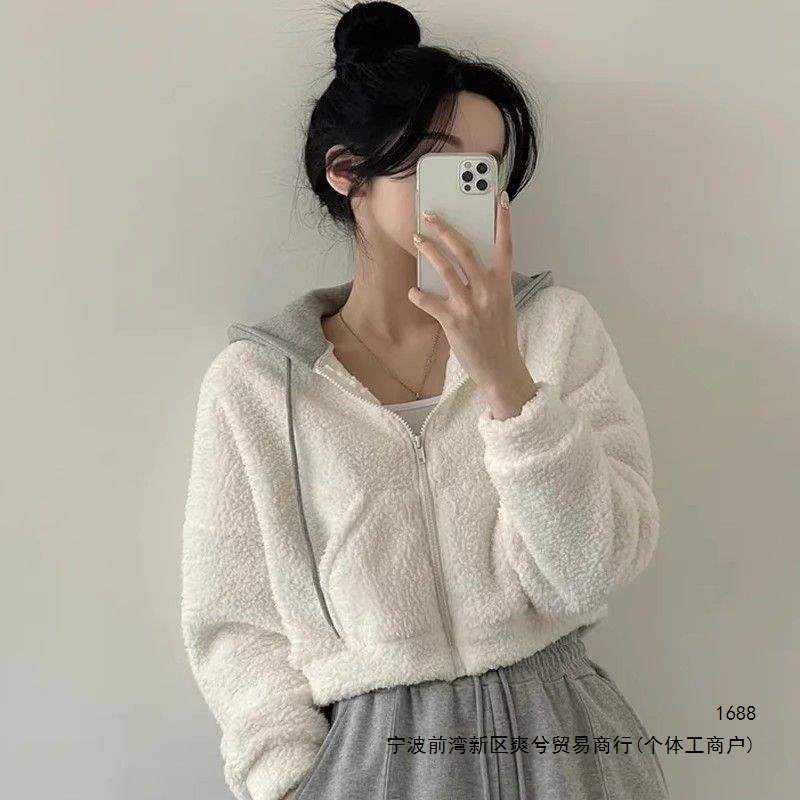 羊羔绒外套女2026秋冬装加厚保暖毛茸茸夹克拉链连帽羊羔服其他