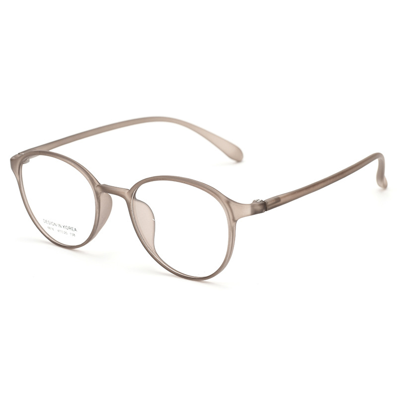 Danyang Glasses TR6818 Montura de gafas para miopía ultraligera y pequeña para mujeres con rostros pequeños, exclusiva montura de color té frío para miopía severa.