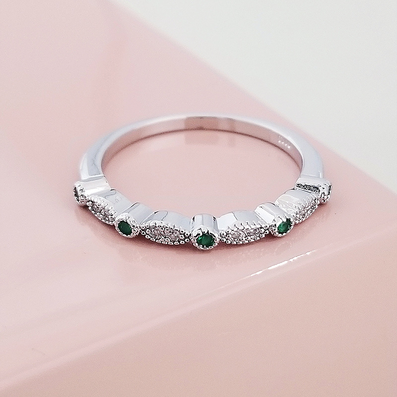 Zircon Women's Ring Copper Plated With Green And Blue Gemstones_voghion.com