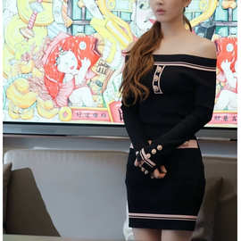 许我耀眼许妍赵lu思同款连衣裙黑粉色拼色一字领露肩长袖针织短裙