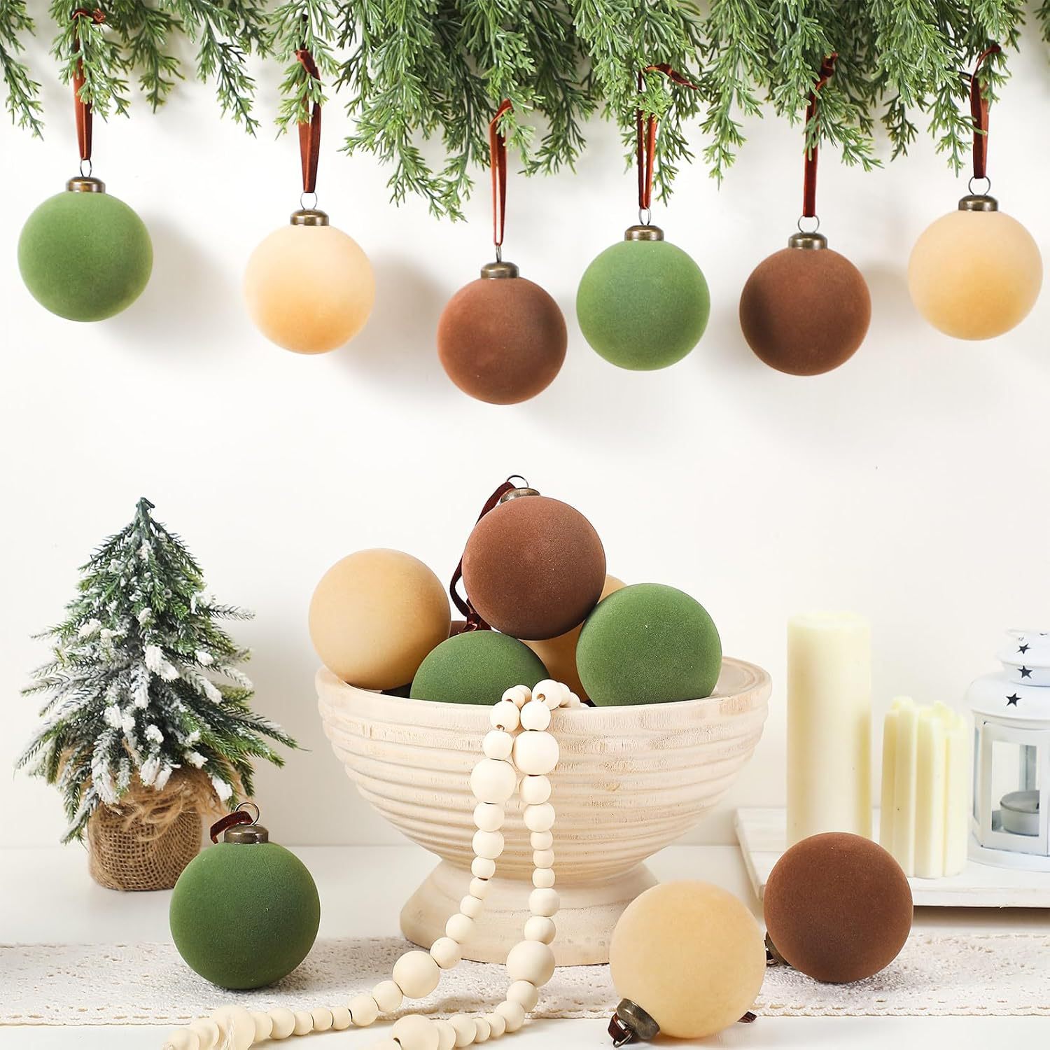 Ornements de Noël en velours floqué de 8 cm – Ensemble de décorations de Noël haut de gamme au toucher doux pour le sapin et la maison (Style européen élégant, coffret cadeau de 9 pièces)_voghion.com