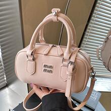 2025�¿�С���OӋ���|�����������^��������e���sͨ��б��Ů��