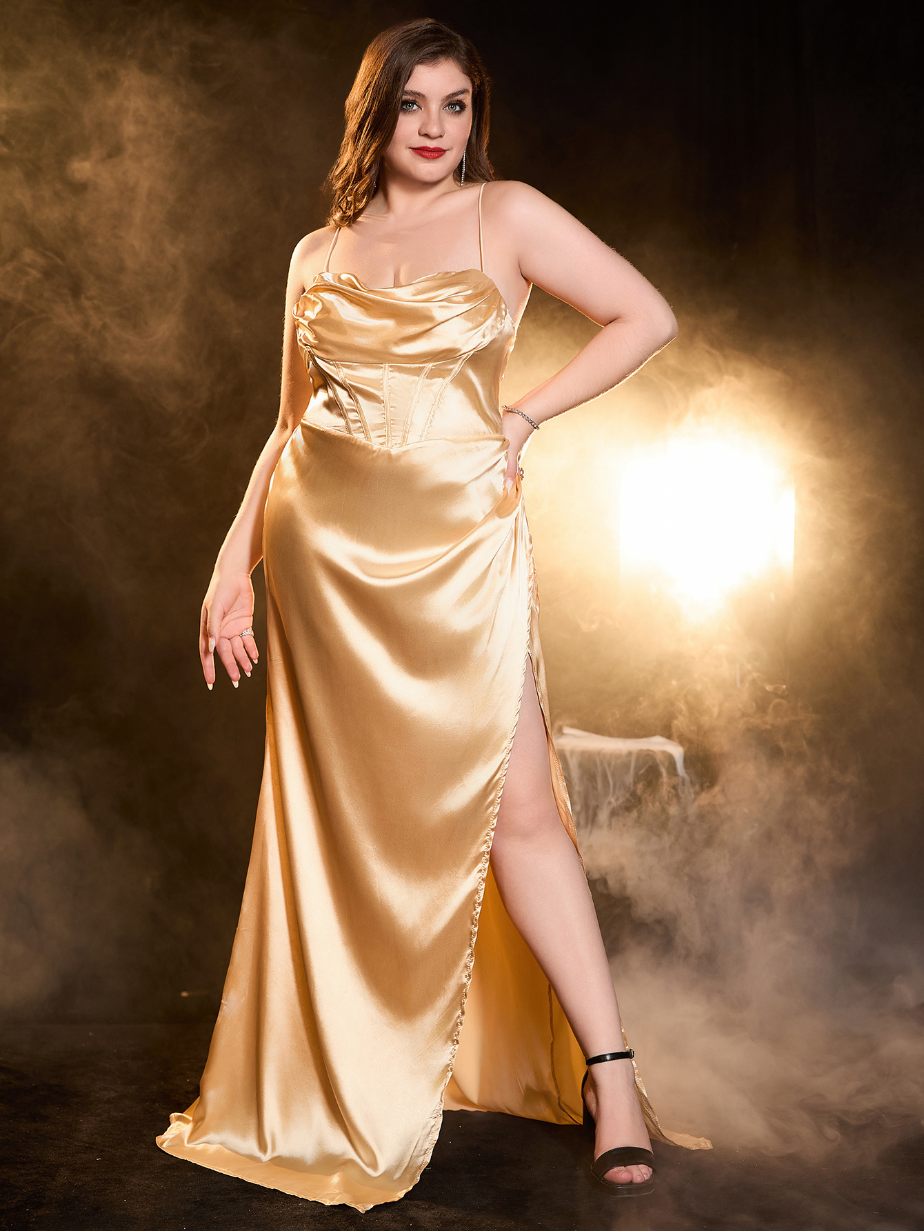 Comercio exterior europeo y americano nuevo vestido transfronterizo banquete sexy vestido dorado vestido de fiesta ropa de mujer de talla grande image 4