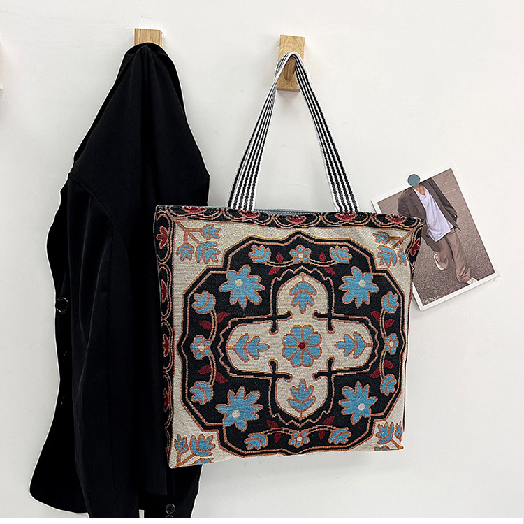 195g Weight Polyester Lining Material Zipper Closure Type Double Shoulder Straps Strap Type Canvas Bag Bags Type Holiday, Travel Occasion Canvas Material Geometric Pattern All Seasons Season Women's Gender Vacation, Ethnic Style Style Medium Size Women's Medium Canvas Geometric Vacation Ethnic Style Zipper Canvas Bag 7