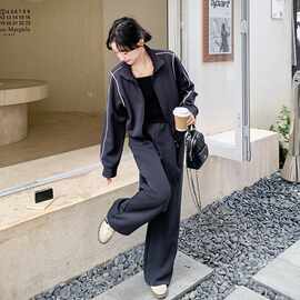实拍休闲运动套装春季一整套ootd穿搭短款立领卫衣阔腿长裤两件套