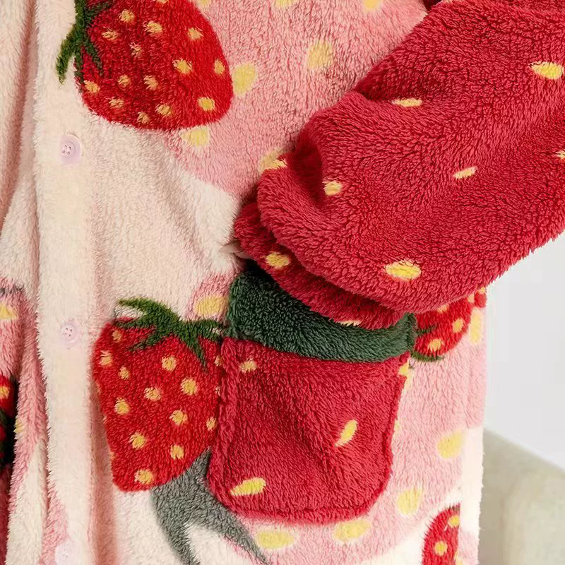 Халат коралловый, бархатная зимняя фланельла с теплом и капюшоном, коллекция 2023, увеличенная толщина