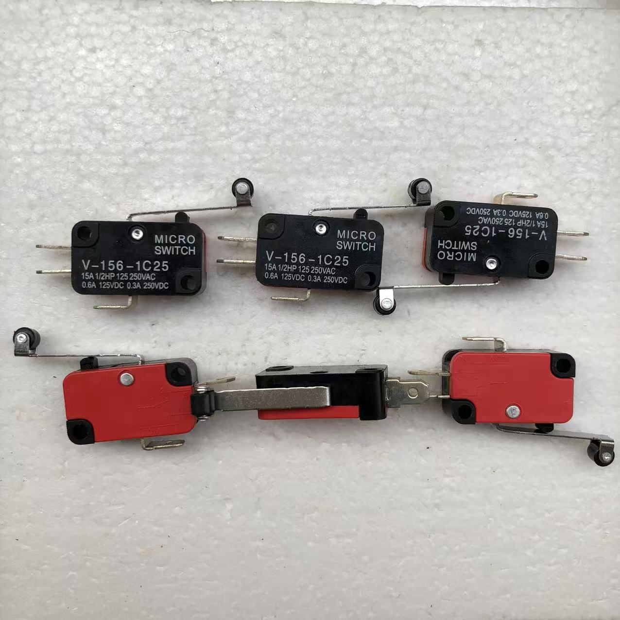 V156-1C25 现货供应V156-1C25 游戏机开关 3D打印机开关