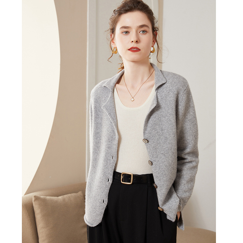 Women's new solid color suit collar cashmere suit cardigan soft glutinous sweater Women's Small coat elegant all-matching autumn and winter Women's new solid color suit collar cashmere suit cardigan soft glutinous sweater Women's Small coat elegant all-matching autumn and winter