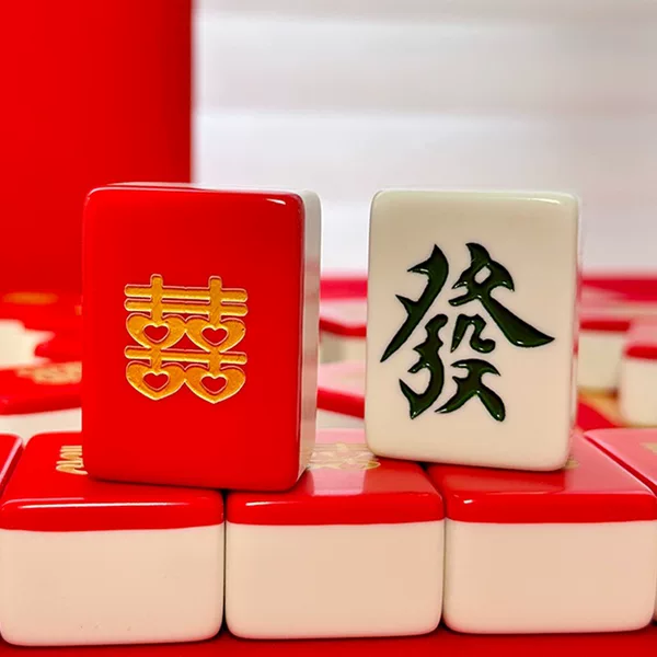 Manufacturers directly supply red red wedding cartoon mahjong hand-rubbed mahjong tiles 40/42/44 mahjong