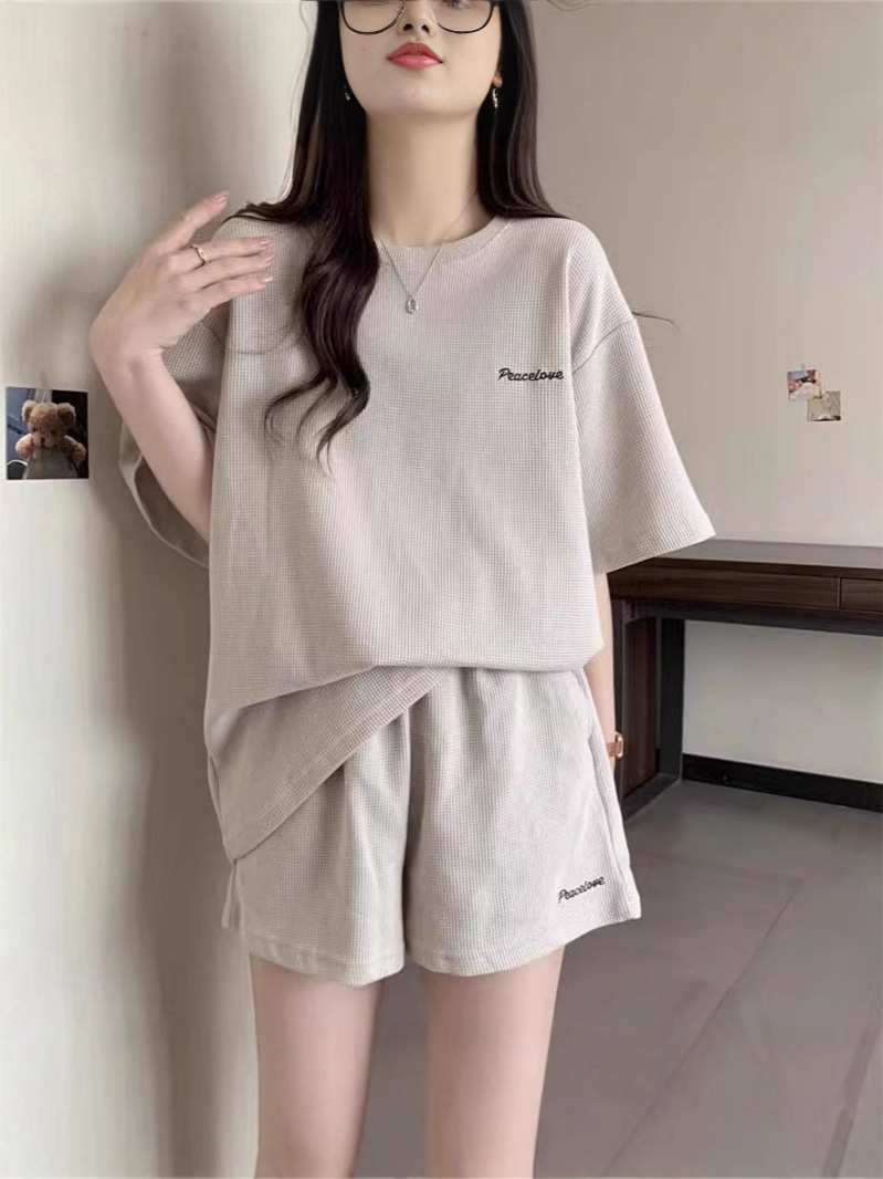 夏季休闲运动短袖宽松阔腿短裤显瘦时尚华夫格两件套韩版绣花洋气