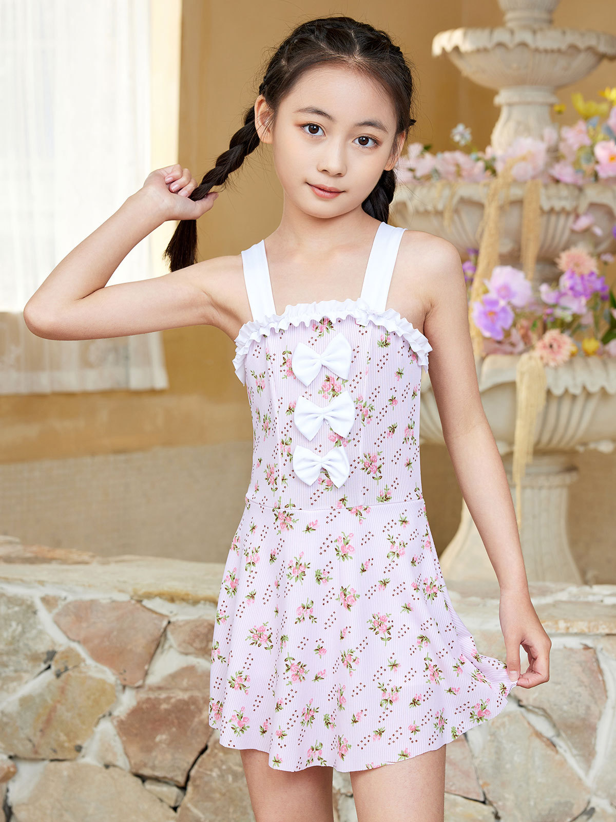 Trajes de baño de niñas verano 2024 nuevo estilo extranjero para niños pequeños y medianos princesa vestido de ángulo plano para bebés niñas trajes de baño de niños