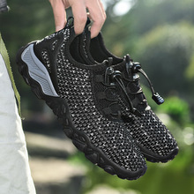 �羳��a��ɫ�͎;W��Ь�U��͸��r�г�����Ь�ļ����e�\��Ь���l