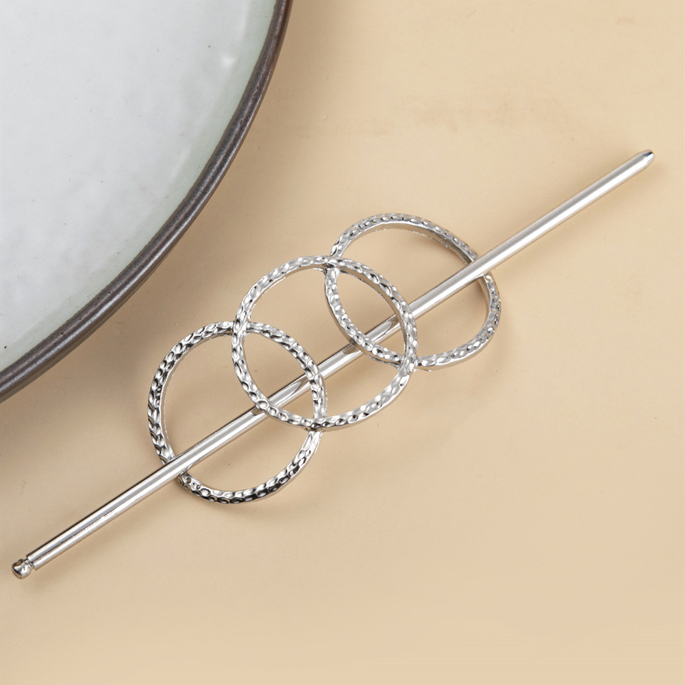 Moda nuevo estilo Accesorios para el cabello europeo y americano minimalista hueco geométrico redondo metal horquilla clip de pelo Cen ventilador joyería