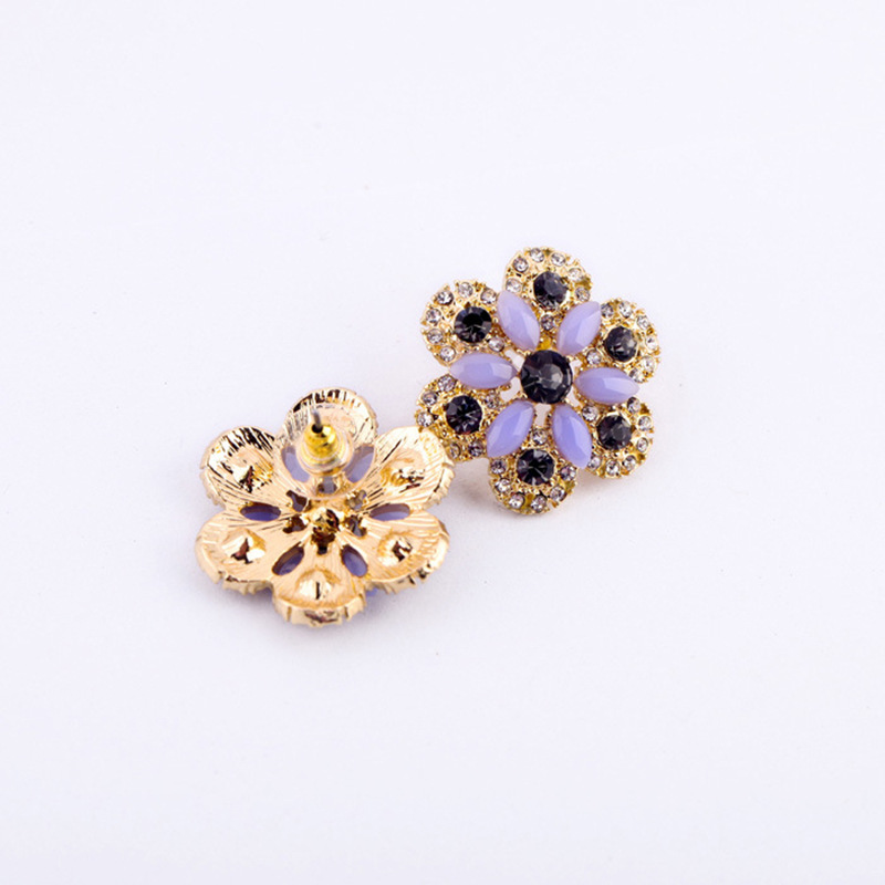 Fashion Simple Flower Stud Earrings Sweet Artistic Temperament Flower Earrings Exquisite Small Beautiful Ear Rings Wholesale display picture 12