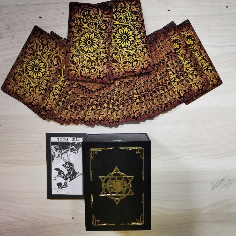Gioco da tavolo in plastica con lamina metallica, carte regalo dei tarocchi per ufficio in oro_voghion.com