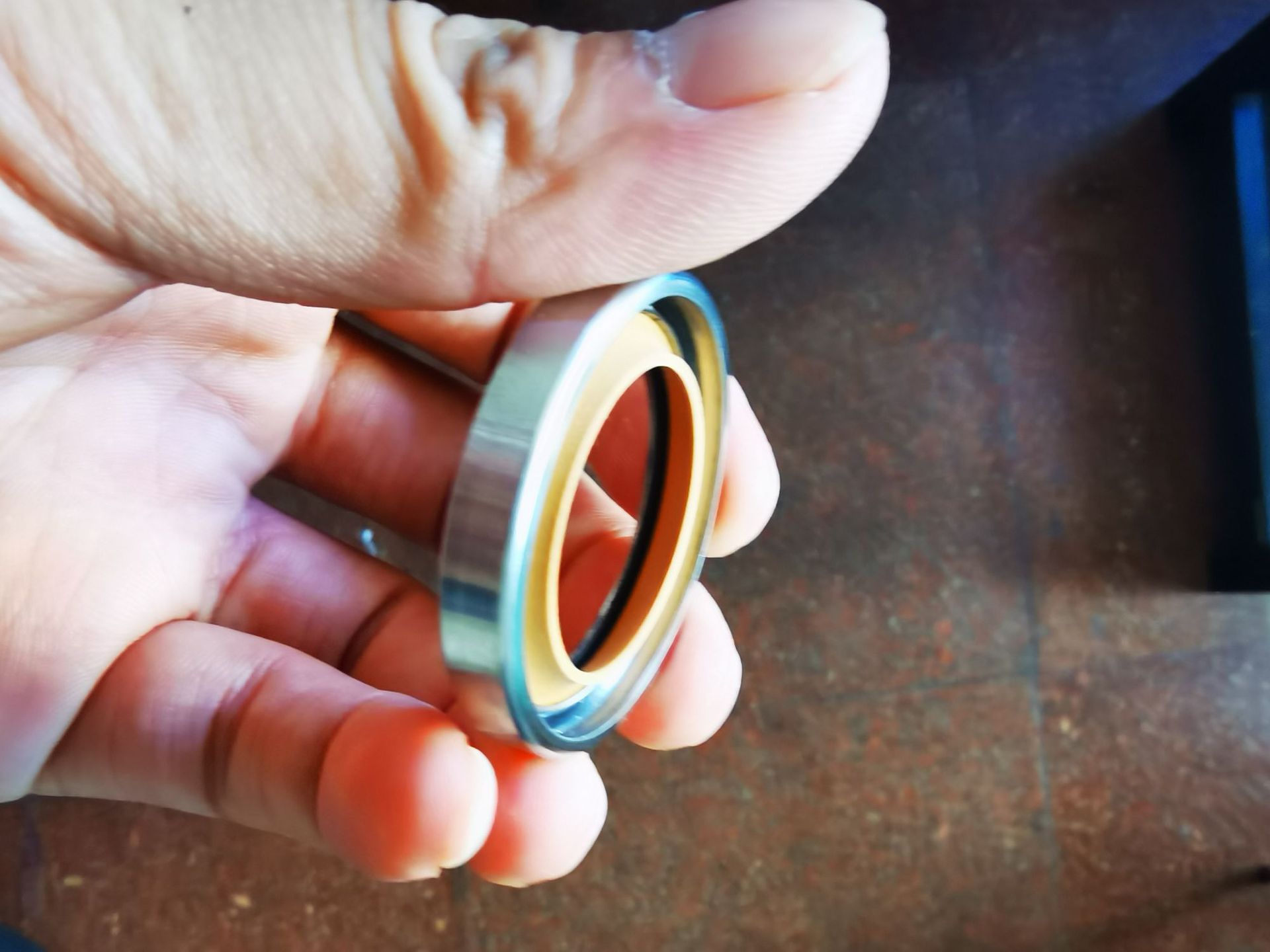 PTFE铁氟龙螺旋空压机轴(油）封 四氟耐磨 高压 高速旋转双唇单唇